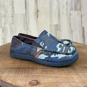 CLEARANCE! CROCS Little Boys Size 2 Santa Cruz Slip On Canvas Shoes Blue Camo